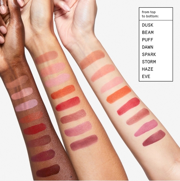 Glossier Cloud Paint in Dawn - Picture 2 of 5